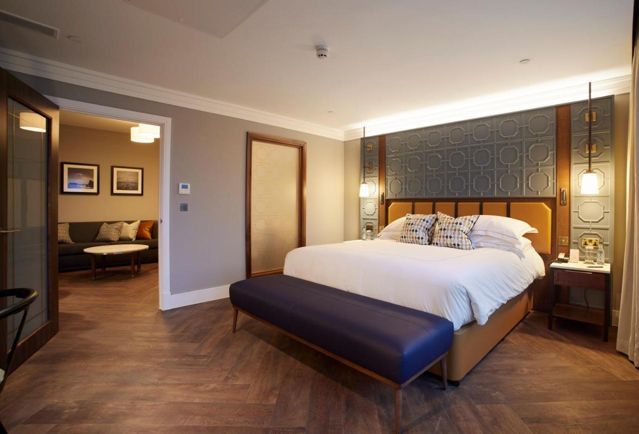 The Parkgate Hotel Кардиф Екстериор снимка
